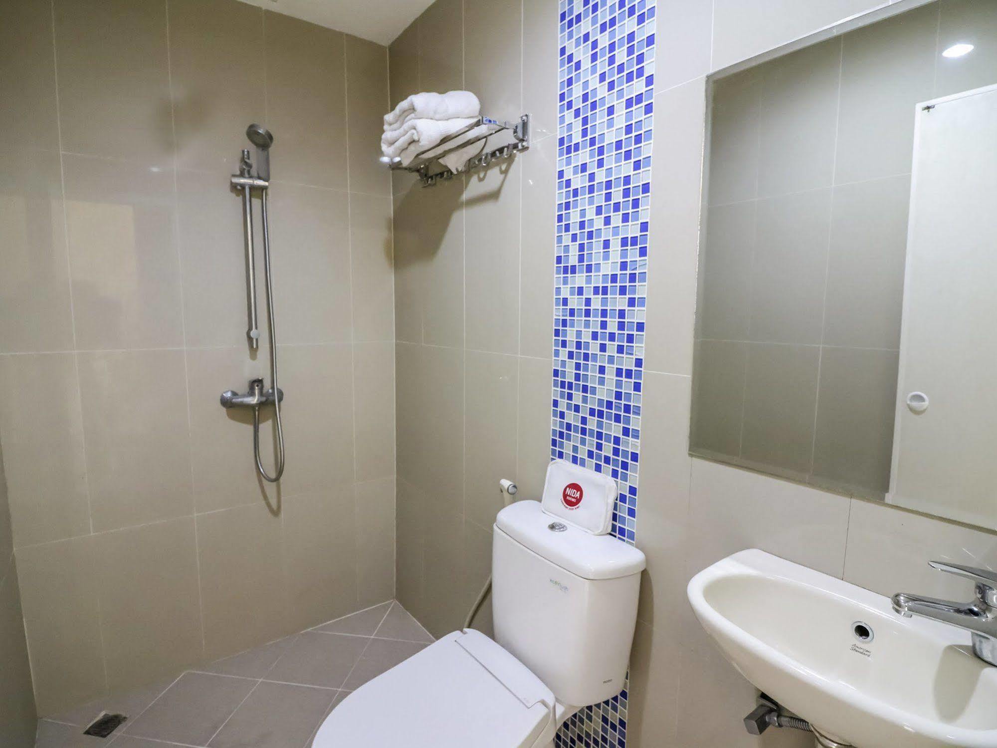 Nida Town Square Hotel 3*