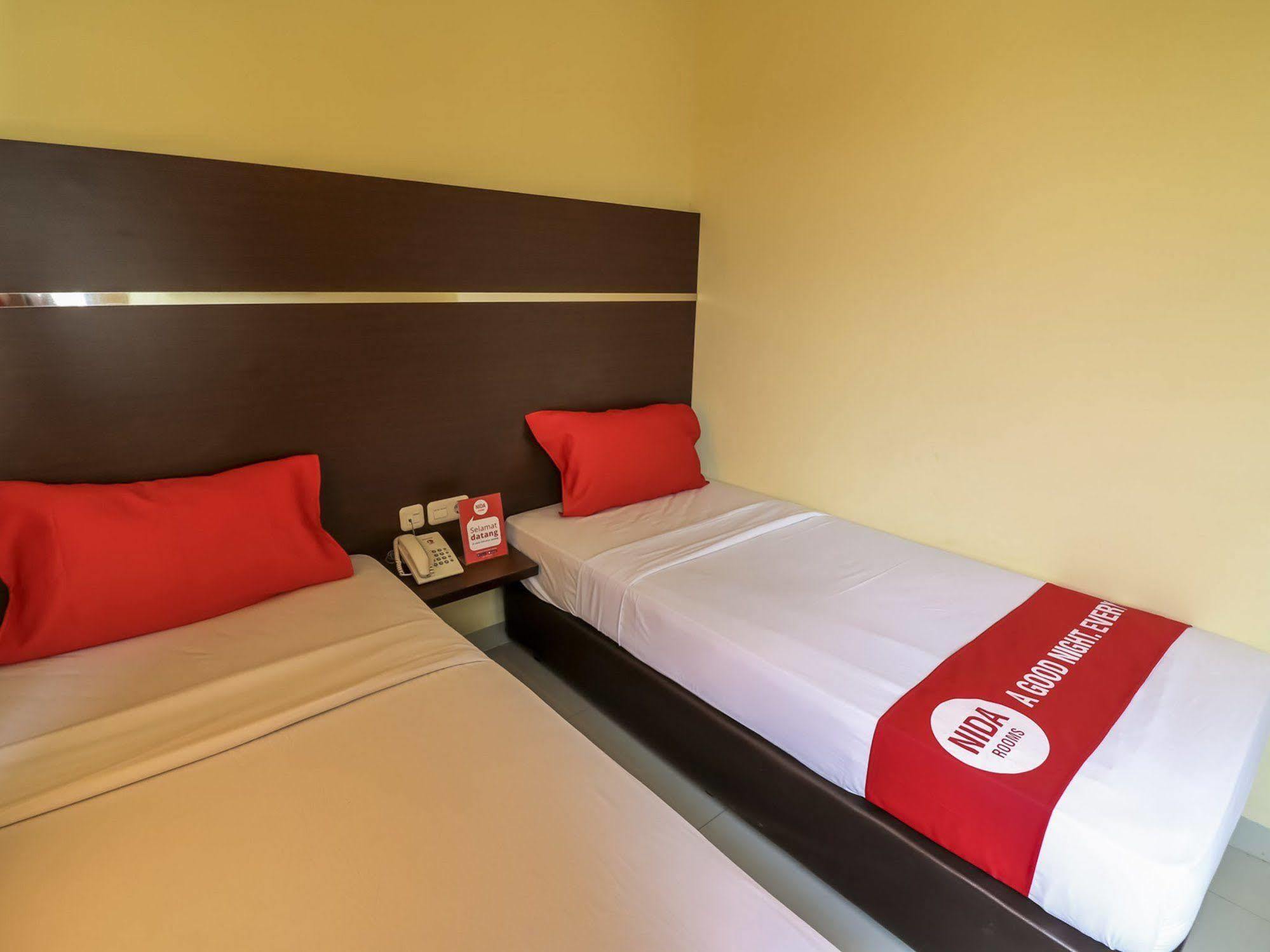 Nida Town Square 3* Makassar